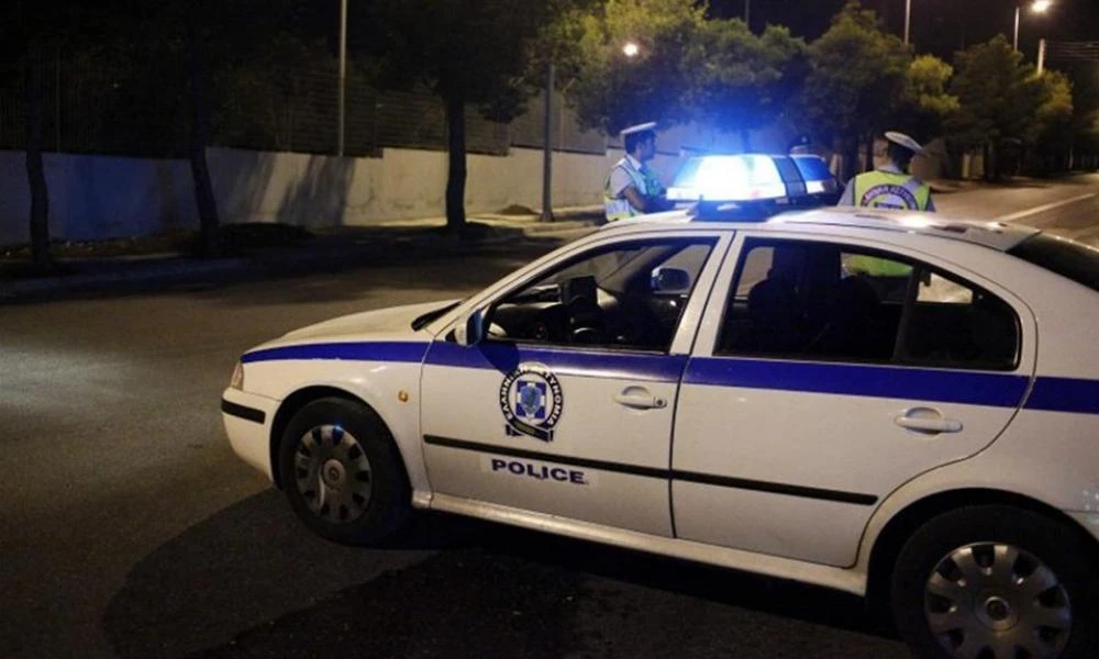 Παλλήνη: Κινηματογραφική καταδίωξη 27χρονου με κλεμμένο ΙΧ